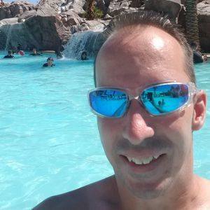 Meet your Posher, Eric